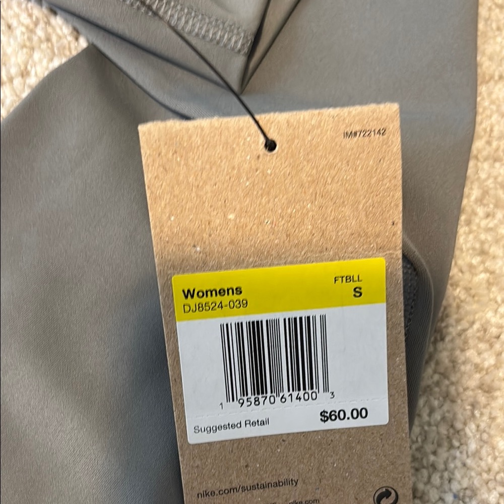 Nike Gray and navy Leggings - Picture 2 of 2